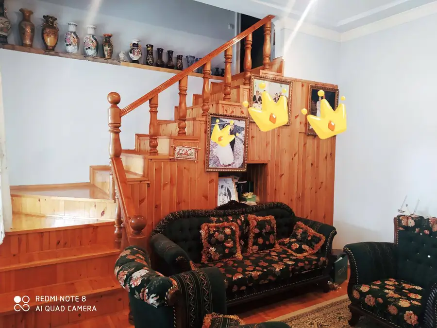 2 qavatli uy sotiladi − 400 m²