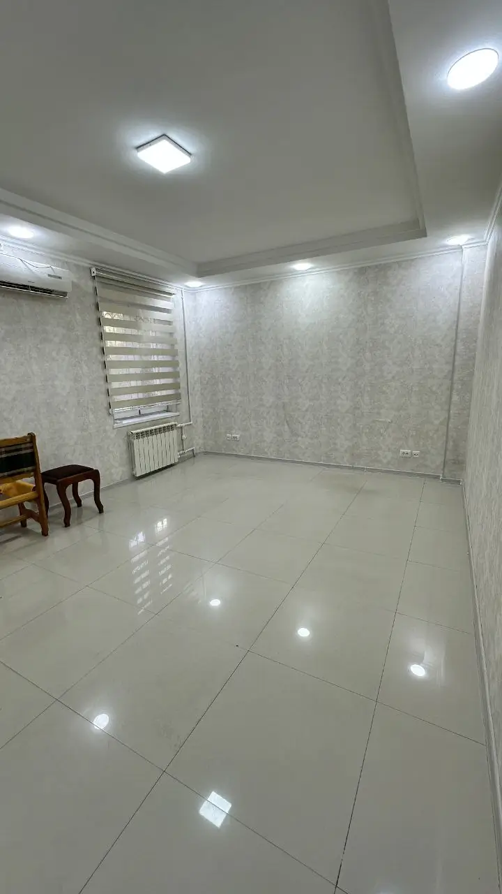 Ofis − 100 m², 1/9 qavat