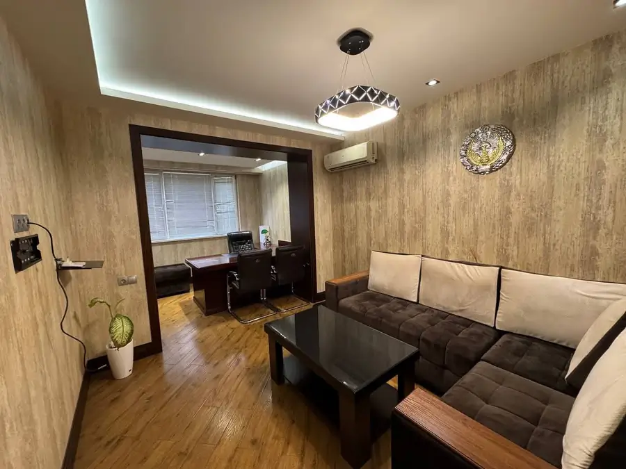 Ofis − 96 m², 1/4 qavat