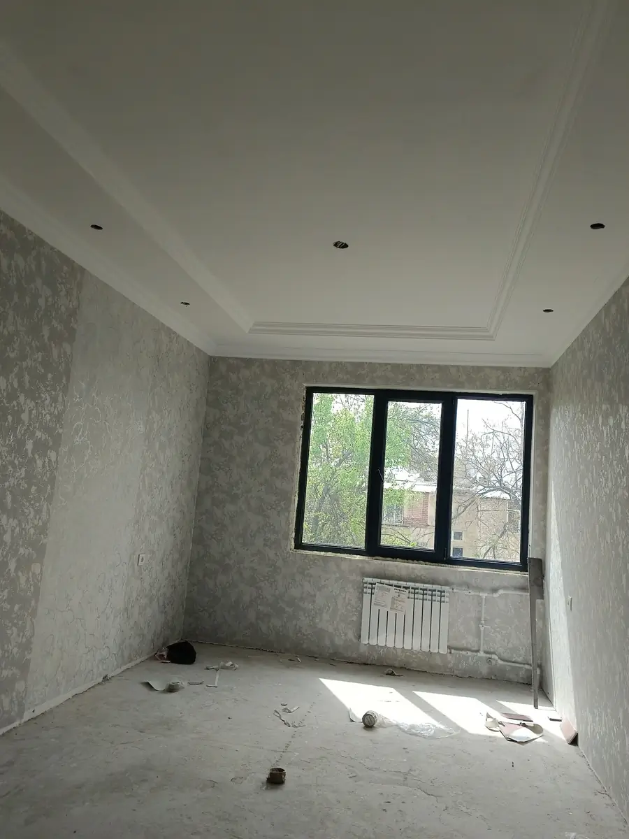 2 xonali kvartira sotiladi − 54 m²