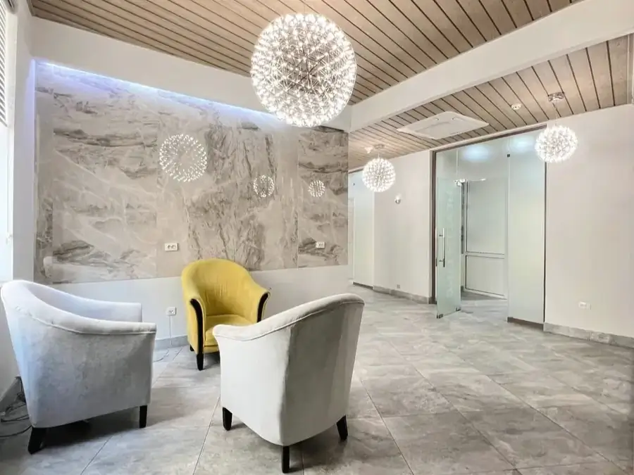 Ijaraga ofis − 330 m²