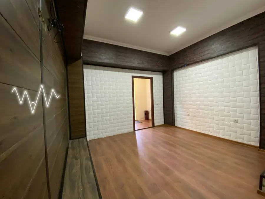 Ofis − 50 m², 1/9 qavat