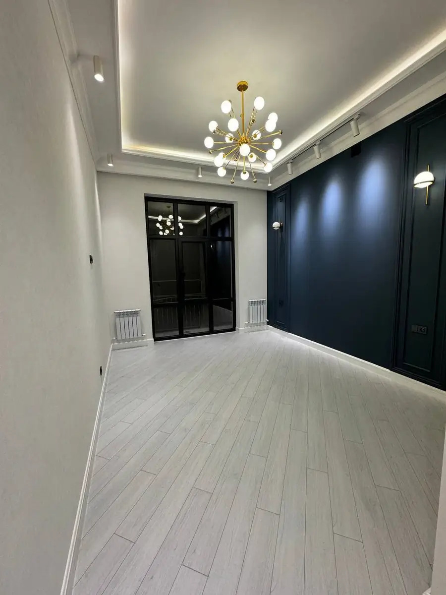 2 qavatli uy − 360 m², 3 sot. 