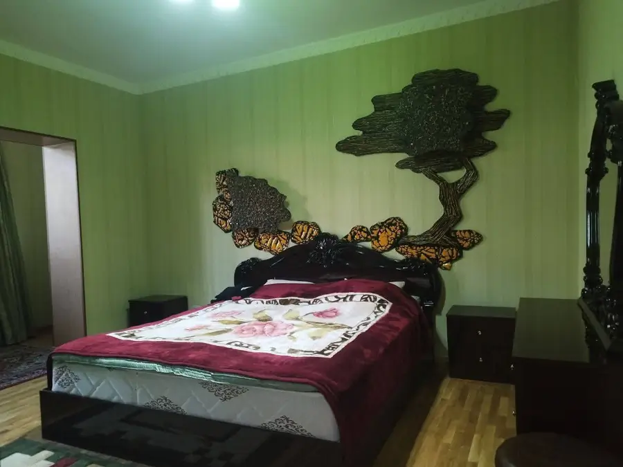 Ijaraga 3 xonali kvartira − 105 m²