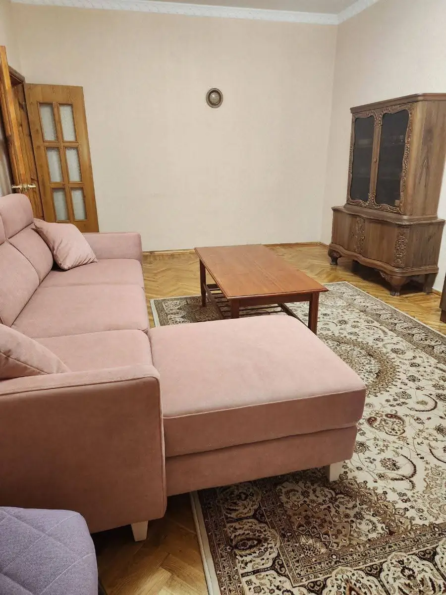 3 xonali kvartira − 105 m², 2/4 qavat