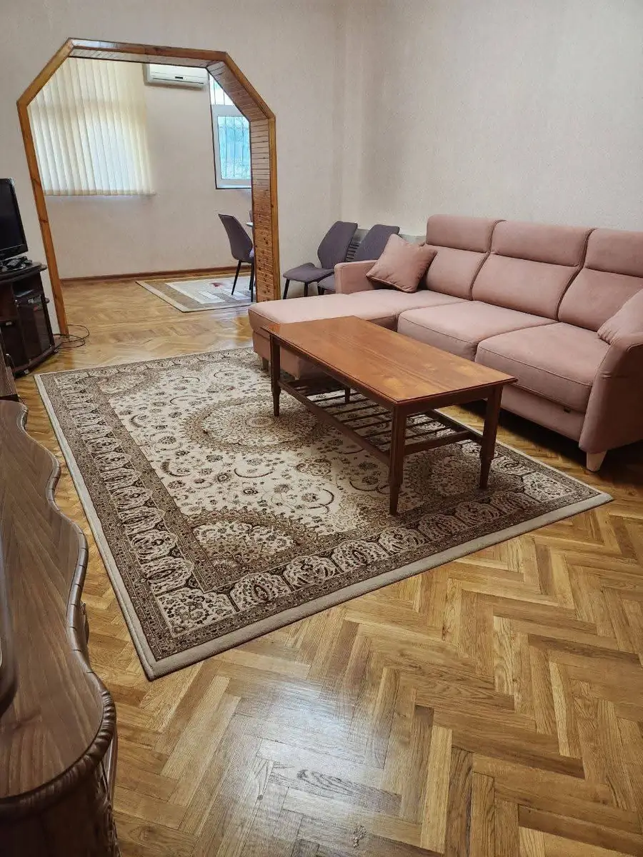 3 xonali kvartira − 105 m², 2/4 qavat