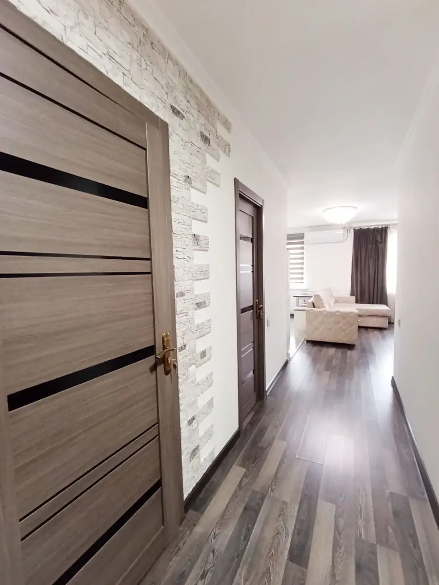 Сдается 2-комнатная квартира − 46 м²