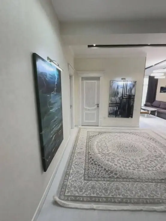 Сдается 3-комнатная квартира − 80 м²