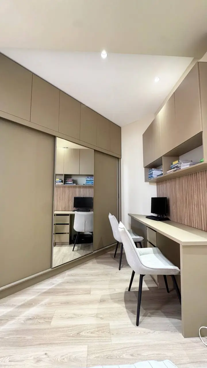 3 xonali kvartira sotiladi − 80 m²