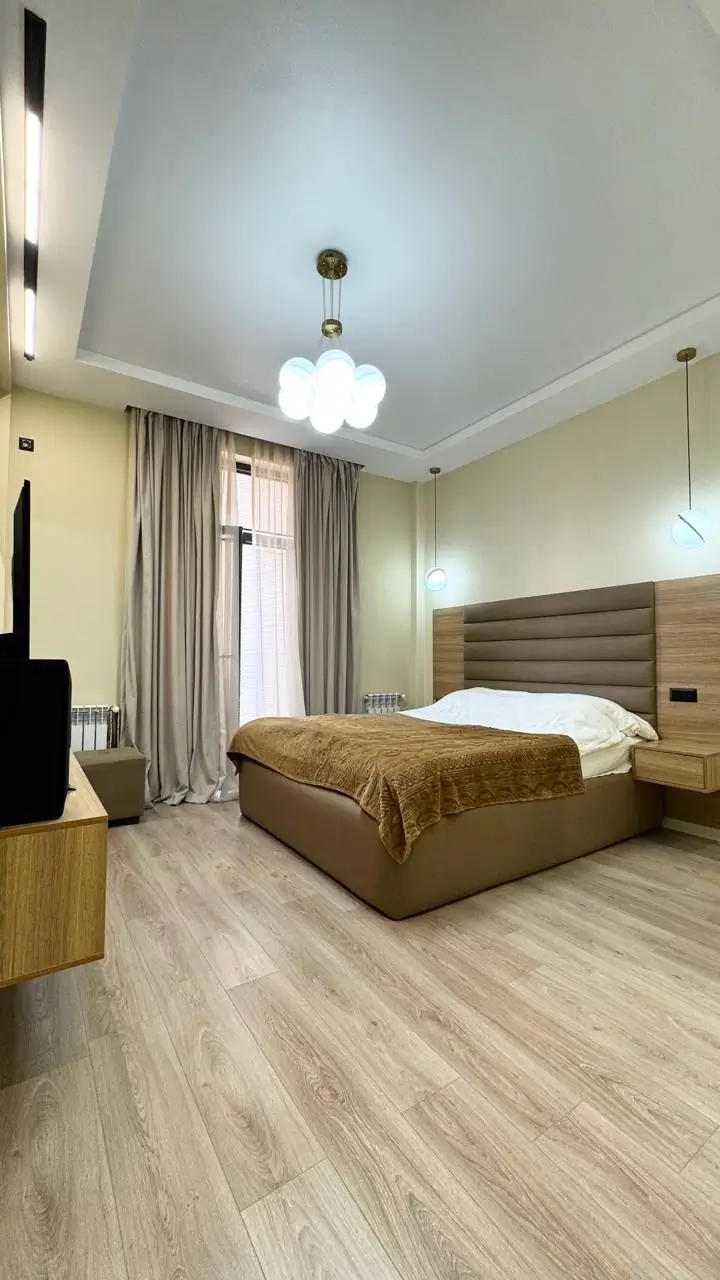 3 xonali kvartira − 80 m², 6/10 qavat