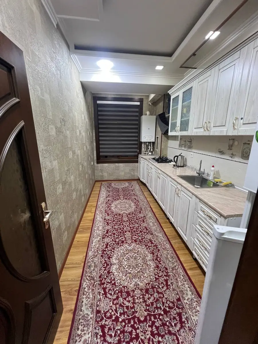 Продается 2-комнатная квартира − 66 м²