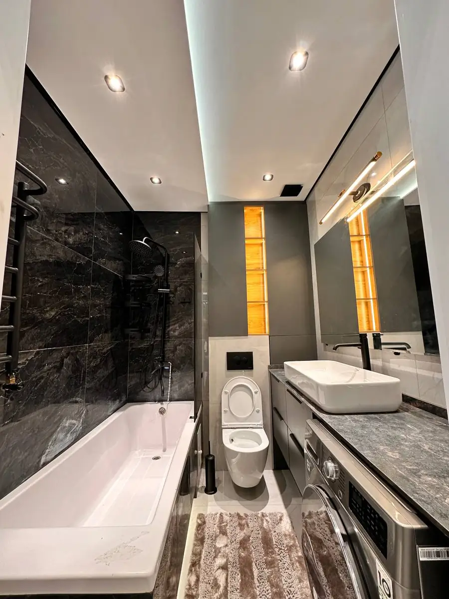 Продается 3-комнатная квартира − 90 м²