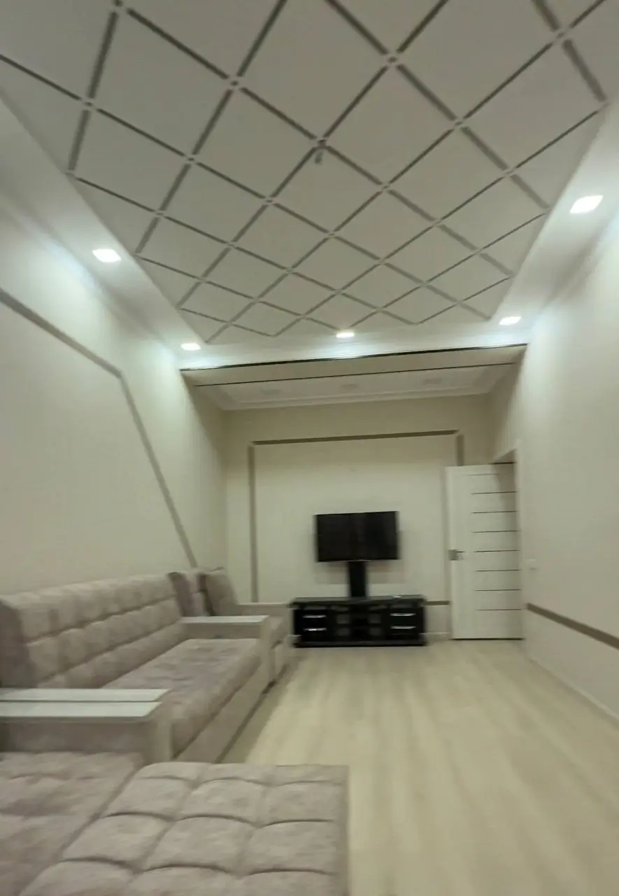 4 xonali kvartira − 128 m², 1/6 qavat