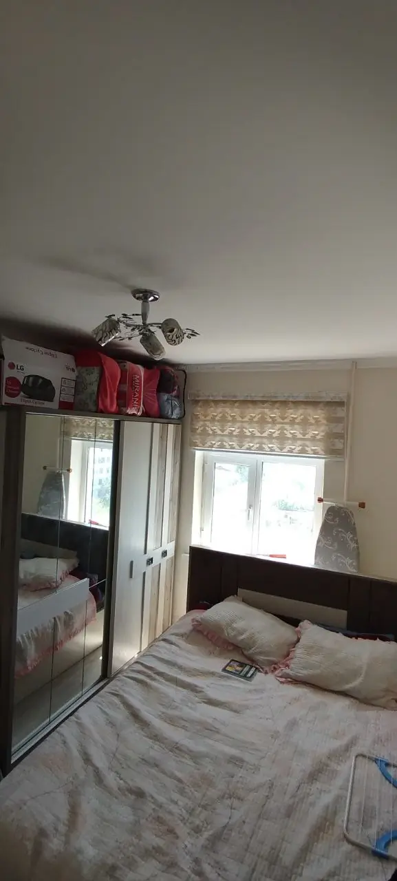 4 xonali kvartira sotiladi − 105 m²