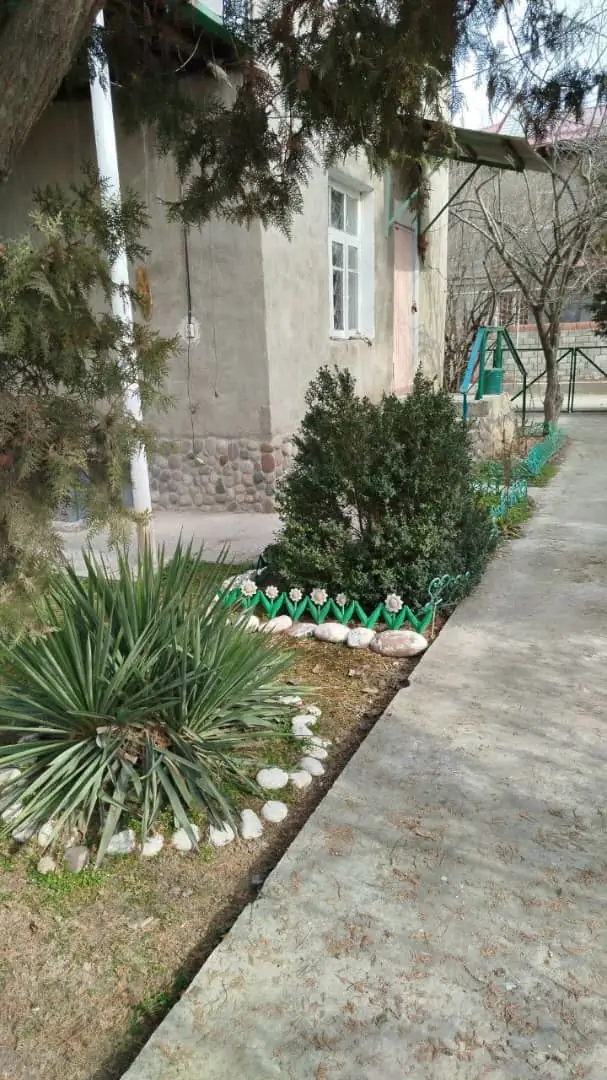 2 qavatli uy sotiladi − 150 m²