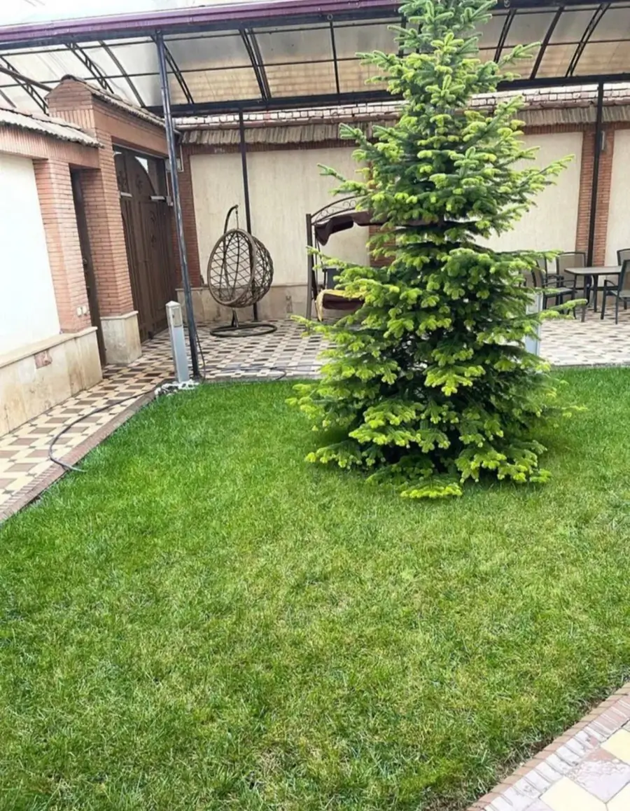 2 qavatli uy − 200 m², 4 sot. 