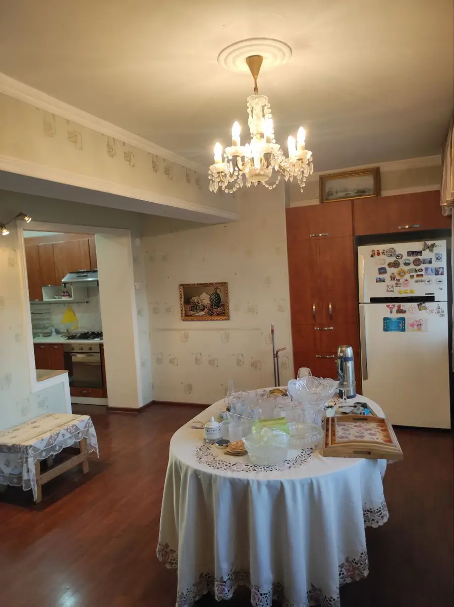 5 dan ortiq xonali kvartira − 116 m², 5/9 qavat