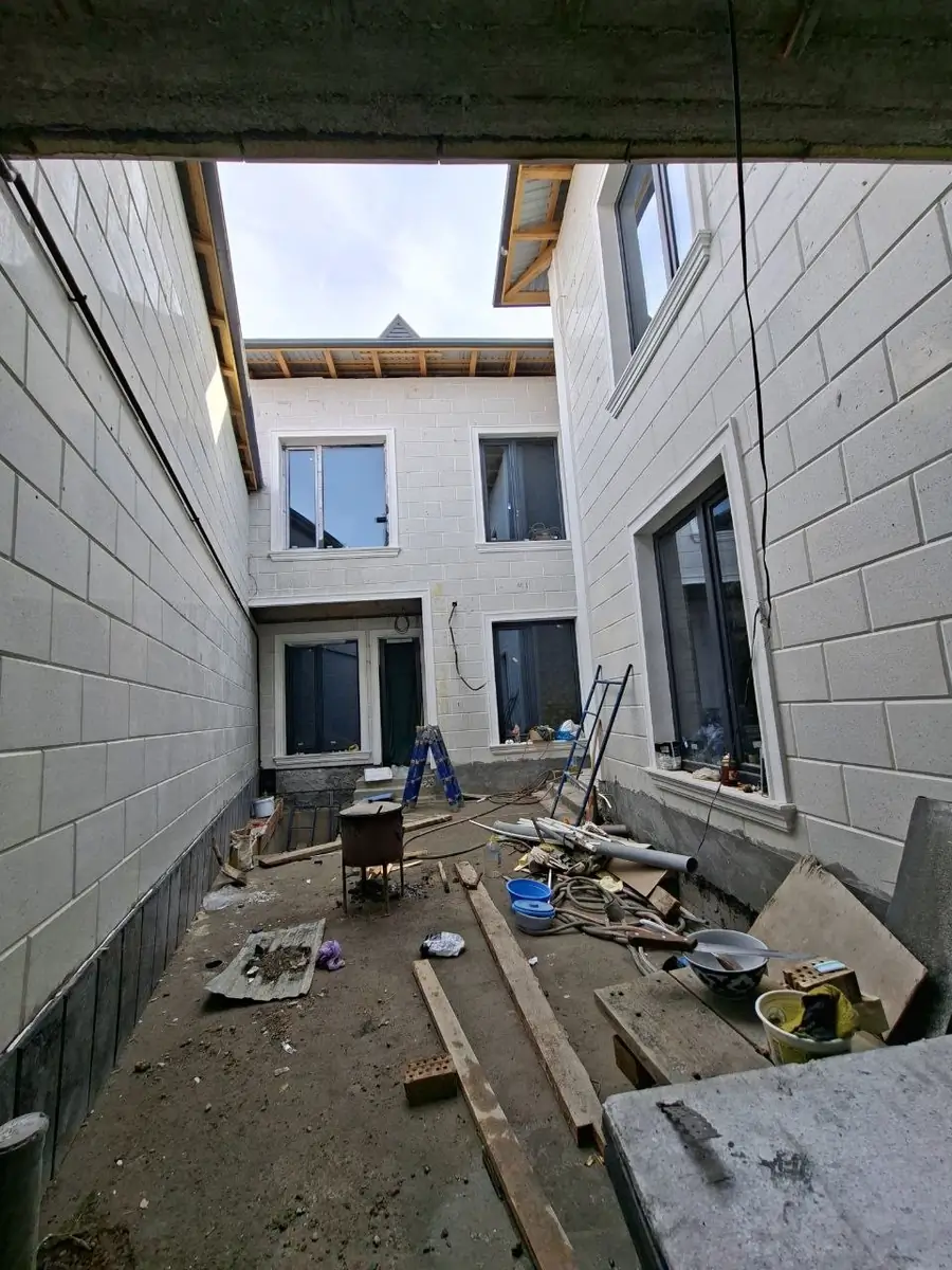 Ofis − 650 m², 3/3 qavat