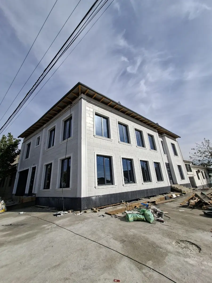 Ofis sotiladi − 650 m²