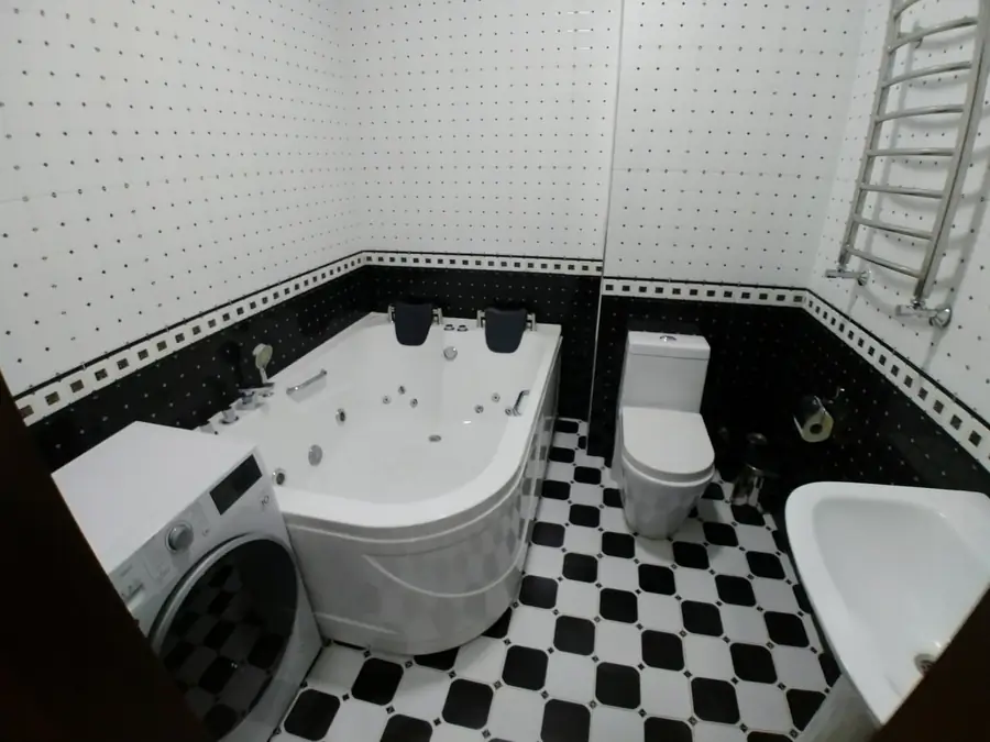 Ijaraga 2 xonali kvartira − 104 m²