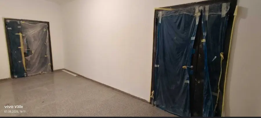 3 xonali kvartira sotiladi − 149 m²