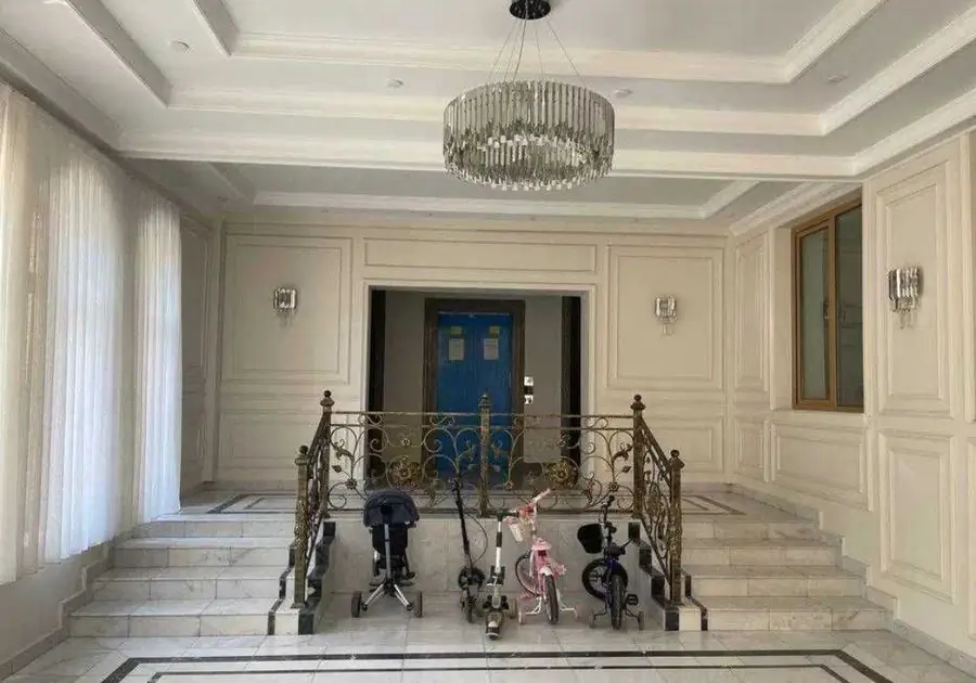 3 xonali kvartira − 159 m², 3/7 qavat