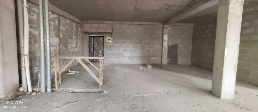 3 xonali kvartira sotiladi − 149 m²