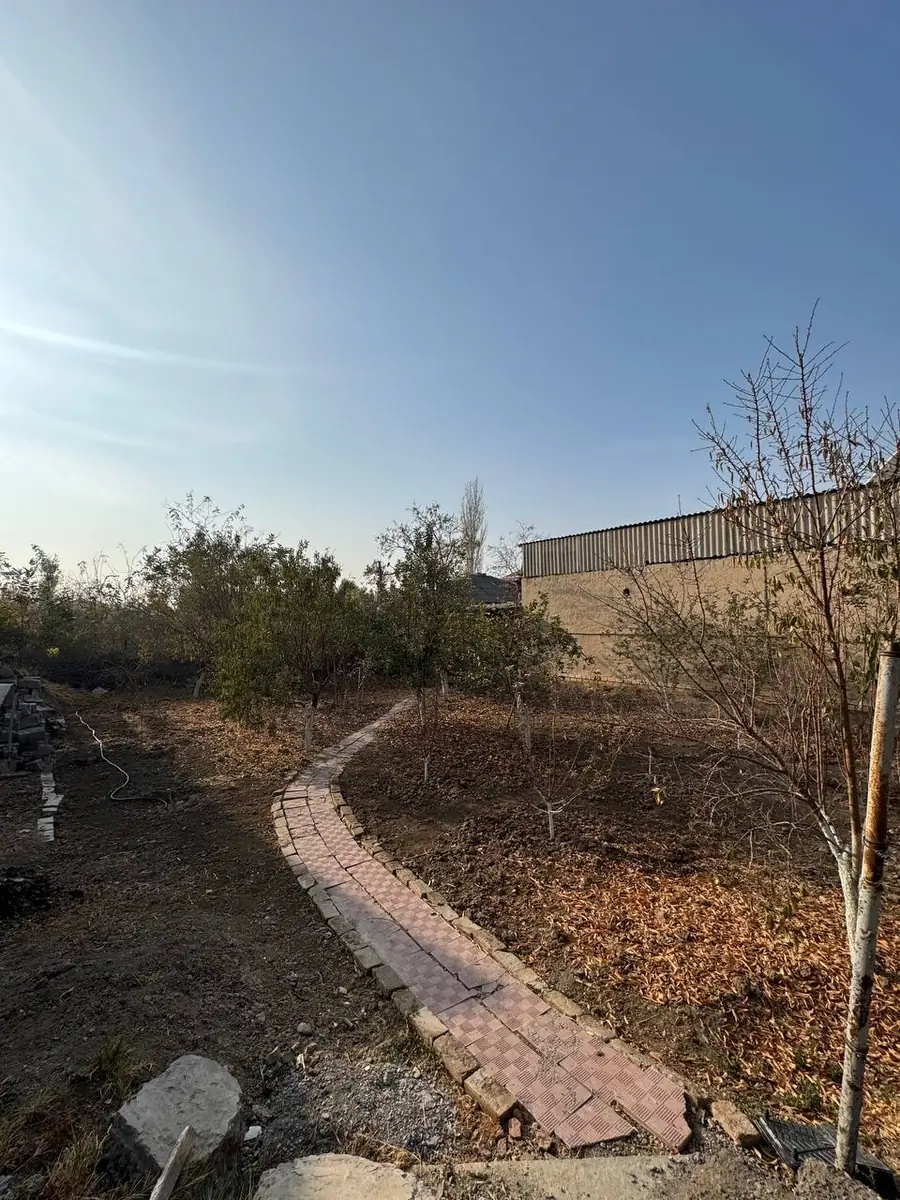 Продается 1-этажный дом − 100 м²