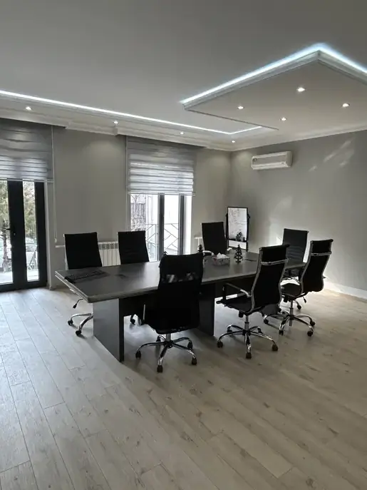 Ofis − 335 m², 1/5 qavat