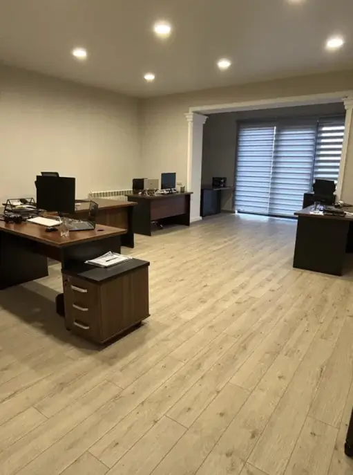 Ofis − 335 m², 1/5 qavat