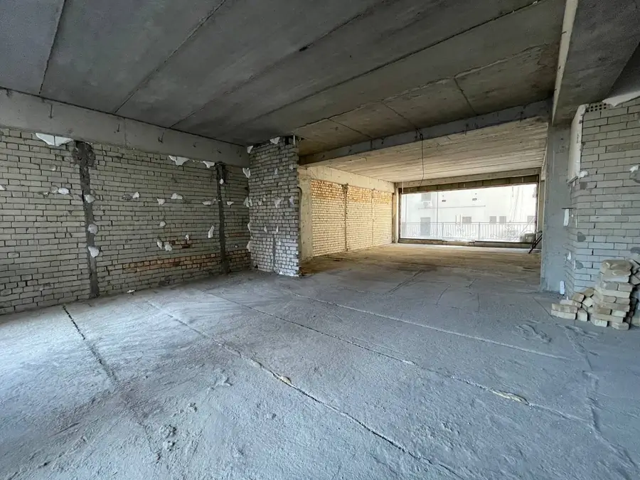 Ofis sotiladi − 156 m²