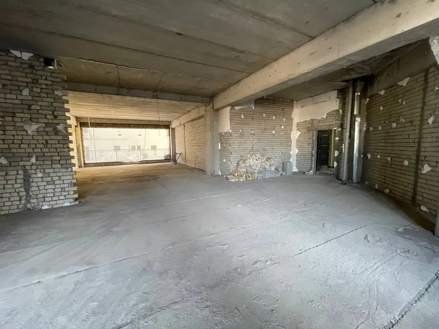 Ofis sotiladi − 156 m²