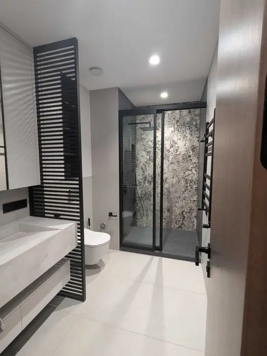 Сдается 3-комнатная квартира − 105 м²