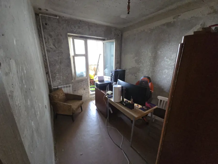 4 xonali kvartira sotiladi − 106.8 m²