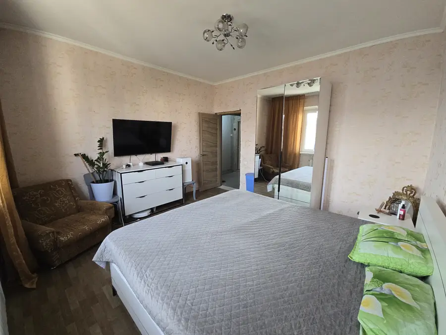 4 xonali kvartira − 106.8 m², 8/9 qavat