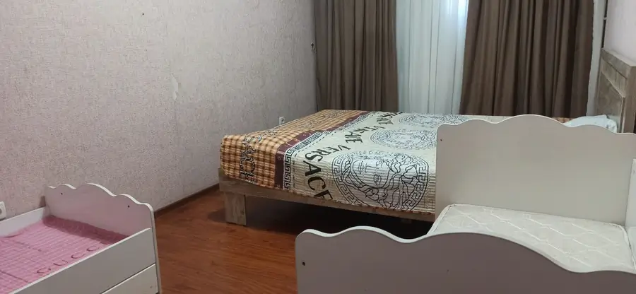 Сдается 3-комнатная квартира − 72 м²