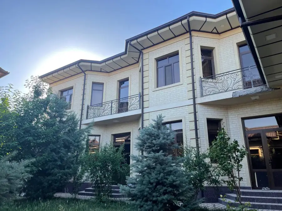 2 qavatli uy − 150 m², 5 sot. 