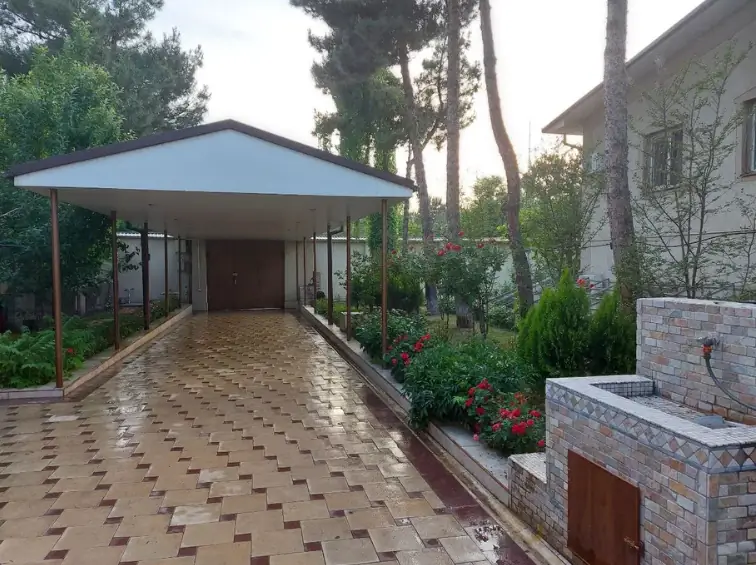 Yer uchastkasi − 11 sot.