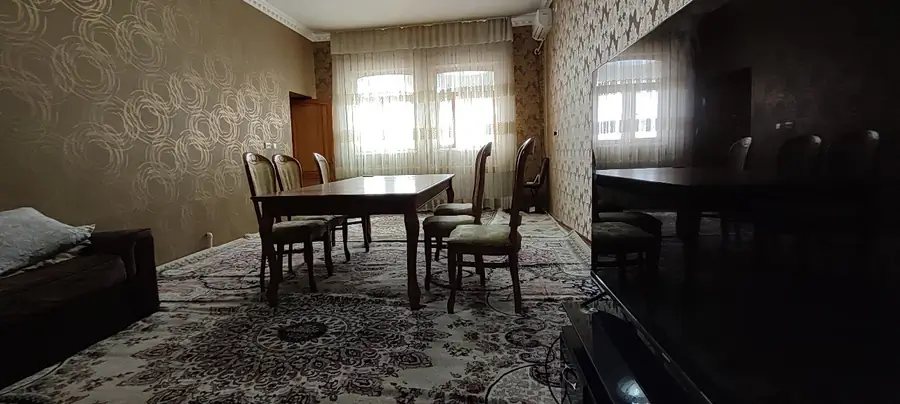 1 qavatli uy − 100 m², 3 sot.