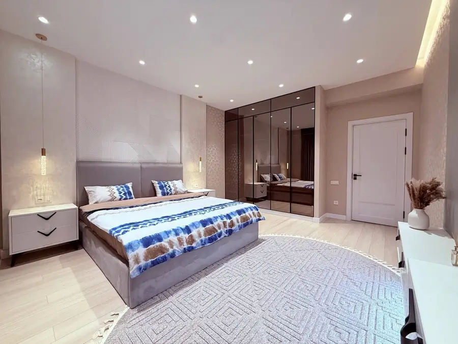 3 xonali kvartira sotiladi − 75 m²