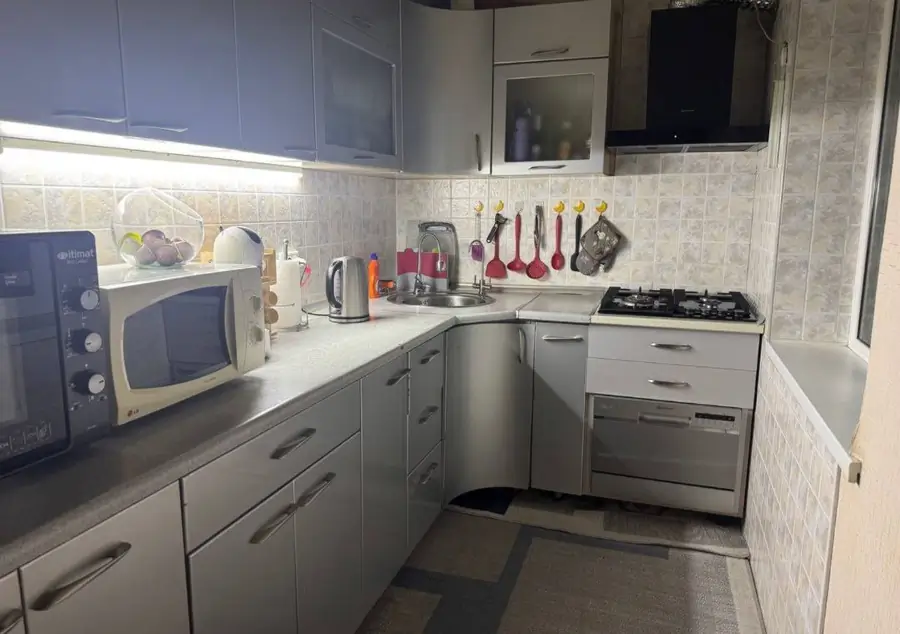 3 xonali kvartira − 70 m², 3/4 qavat