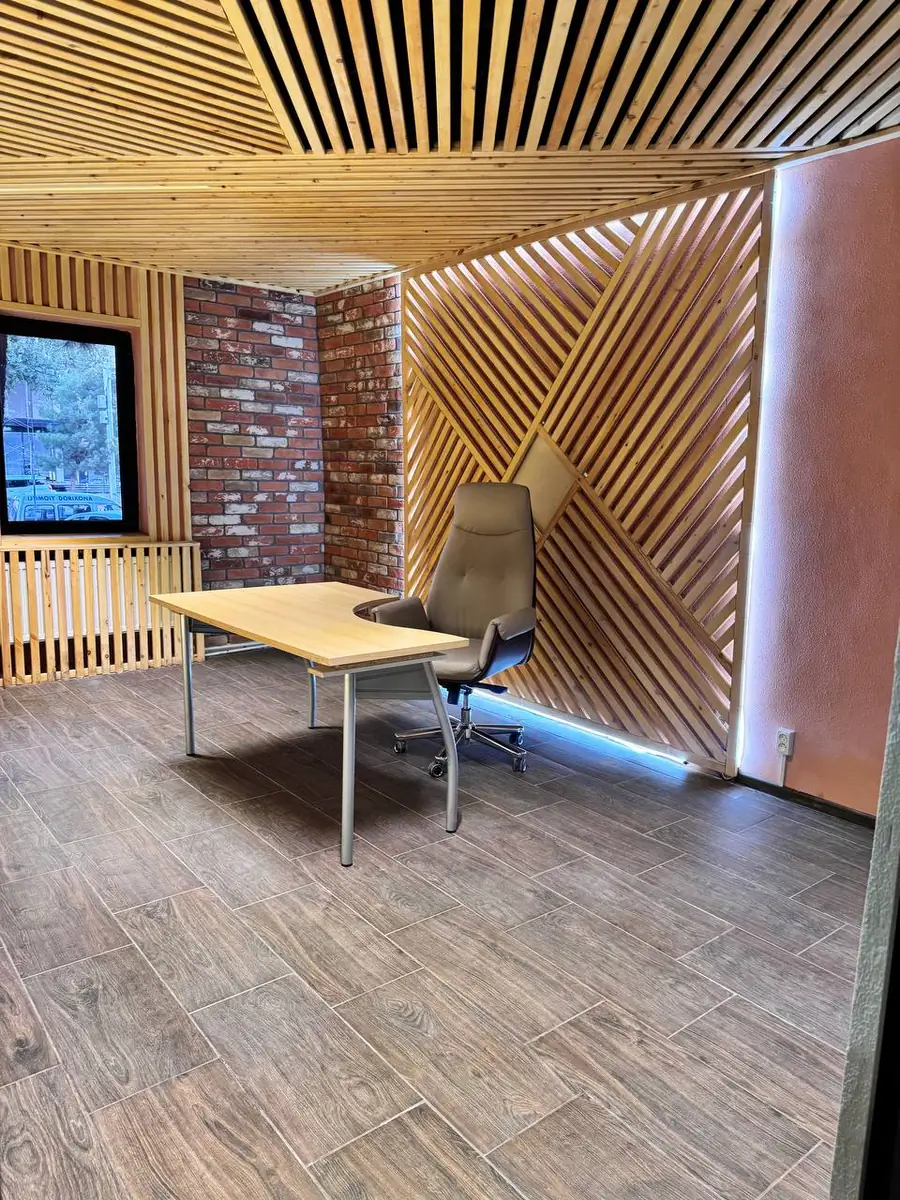 Ijaraga ofis − 400 m²