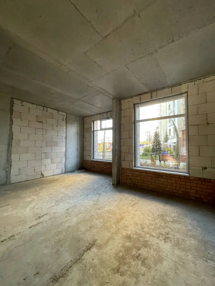 Сдается торговое помещение − 108 м²