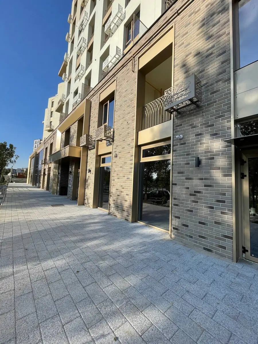 Сдается торговое помещение − 108 м²