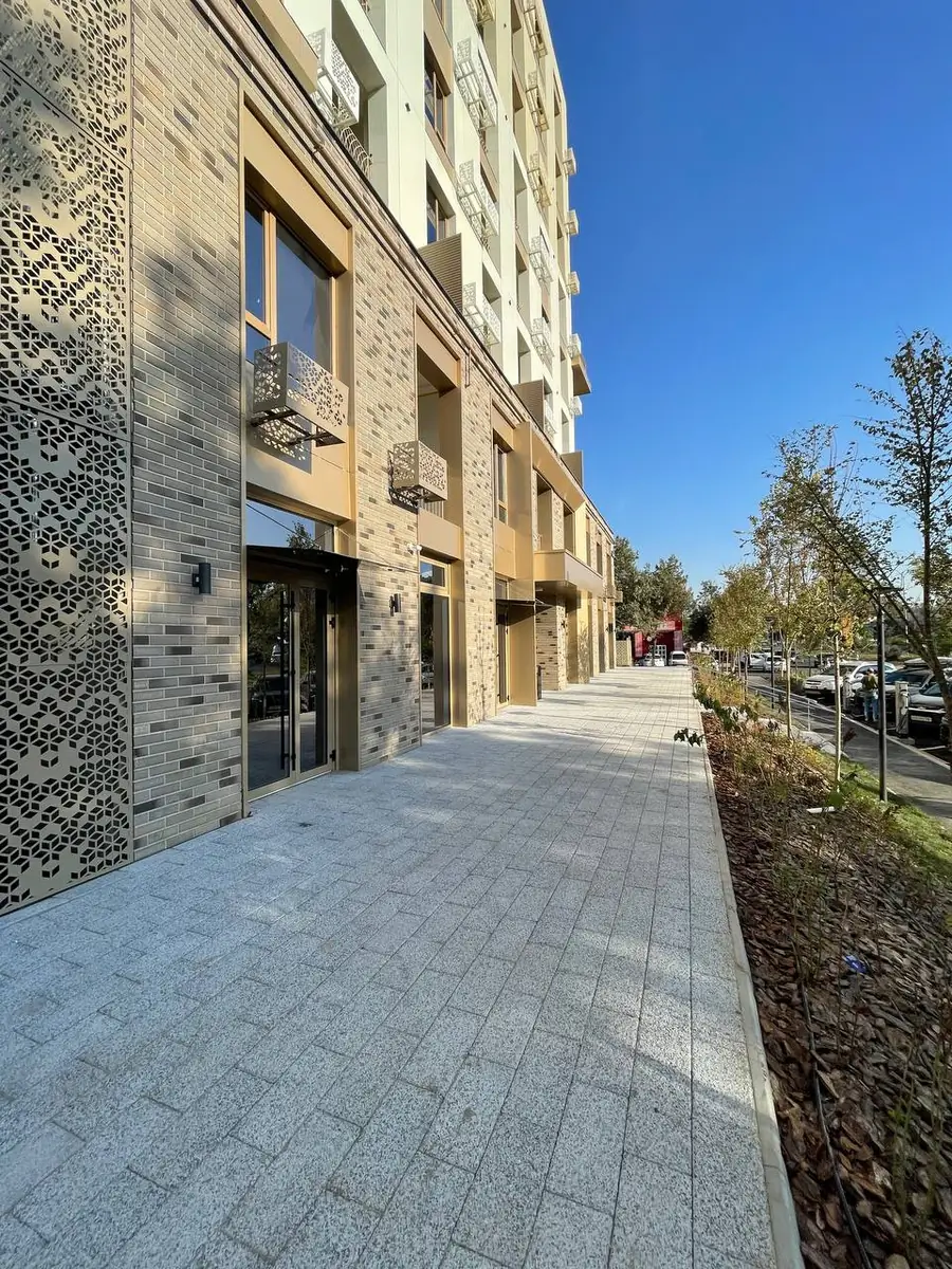 Сдается торговое помещение − 108 м²