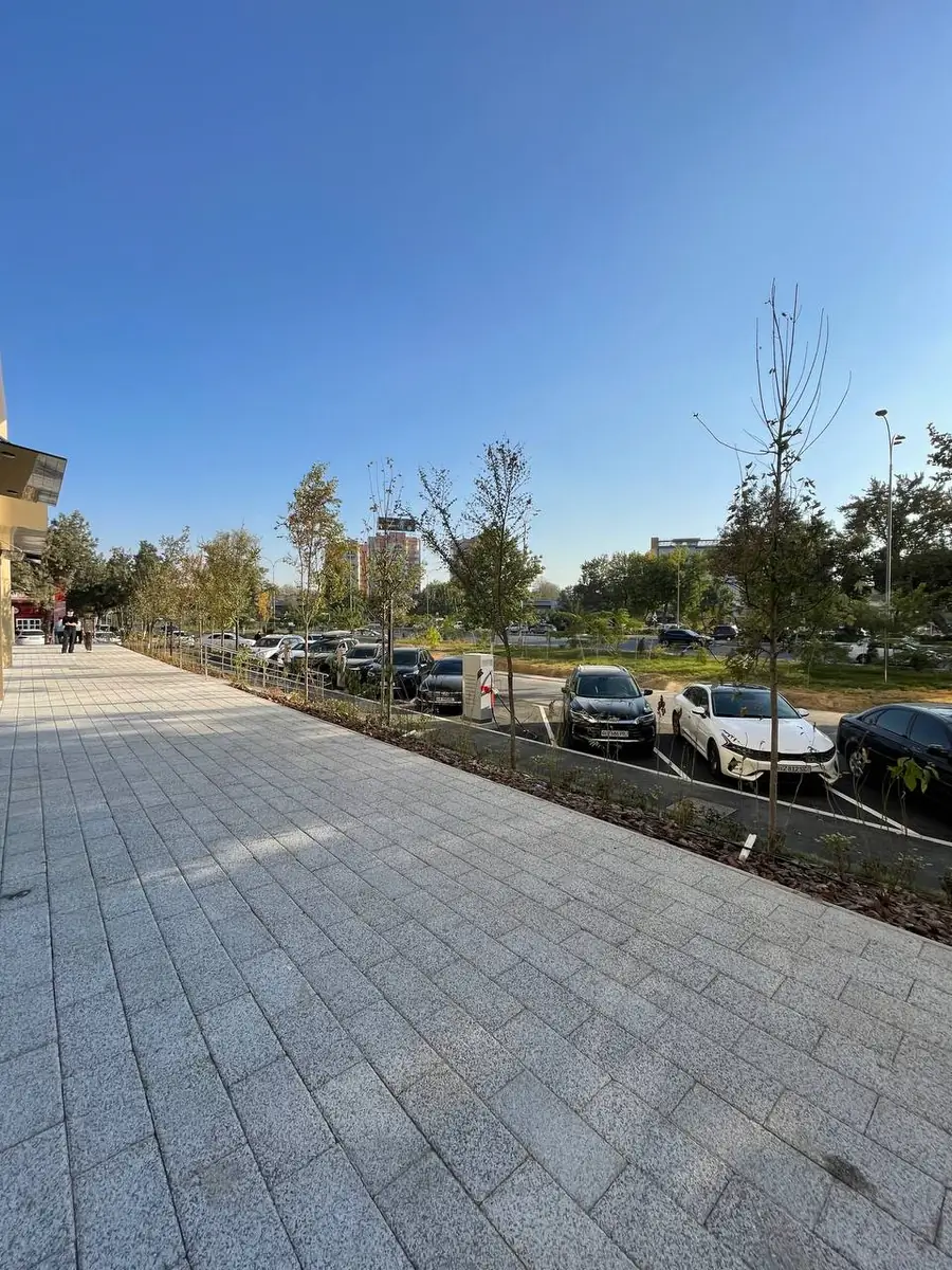 Сдается торговое помещение − 108 м²