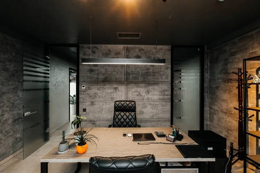 Ofis sotiladi − 324 m²