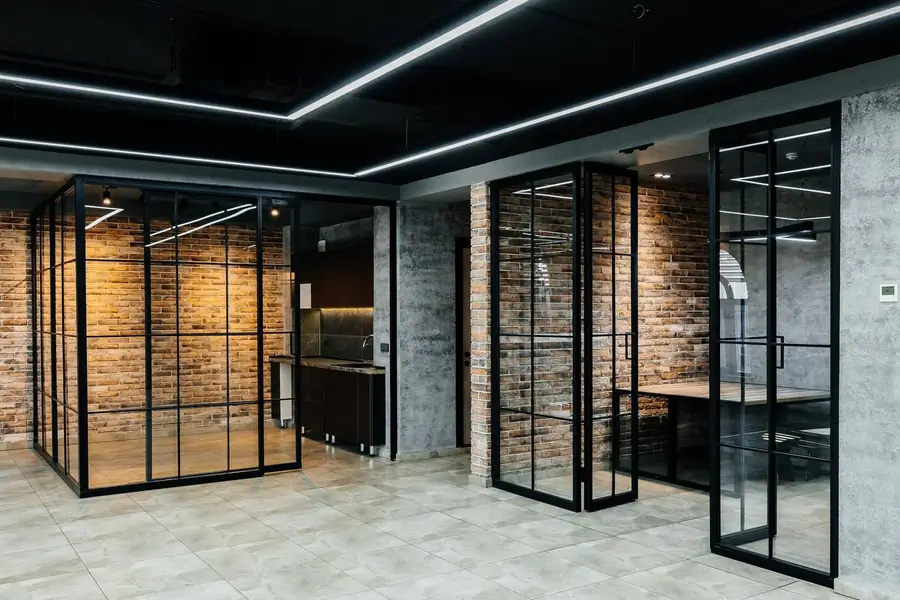 Ofis sotiladi − 324 m²