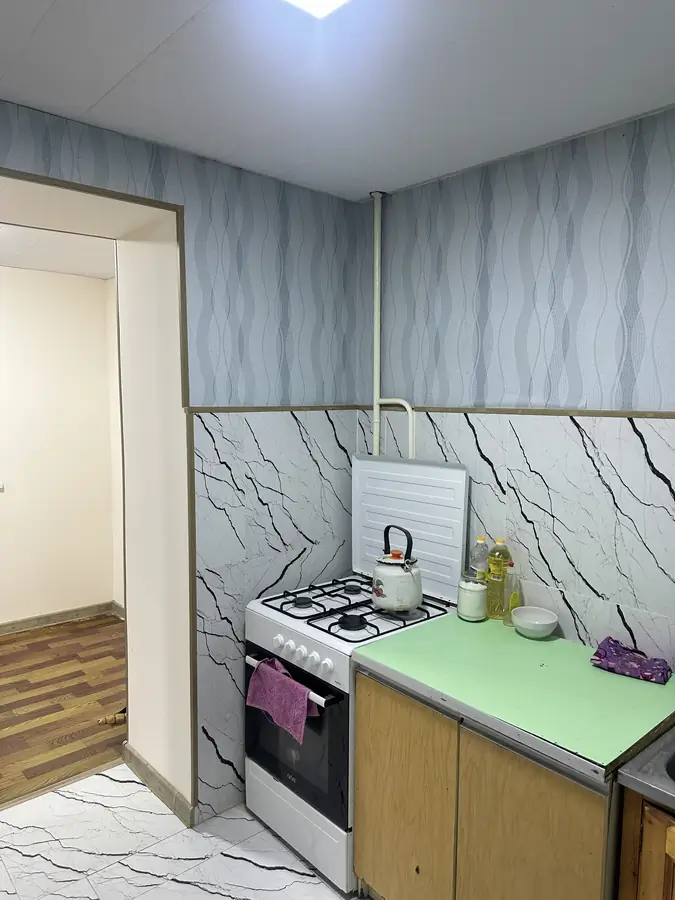 1 xonali kvartira − 42 m², 1/5 qavat