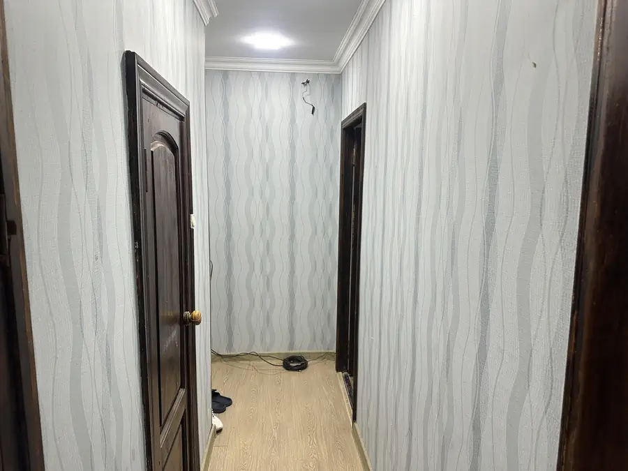 1 xonali kvartira sotiladi − 42 m²